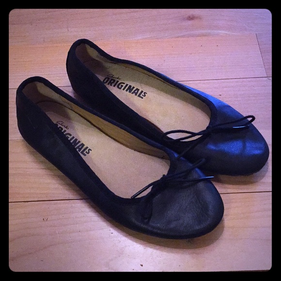 clarks originals flats